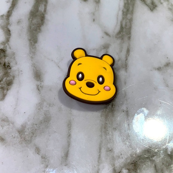 winnie the pooh croc charms